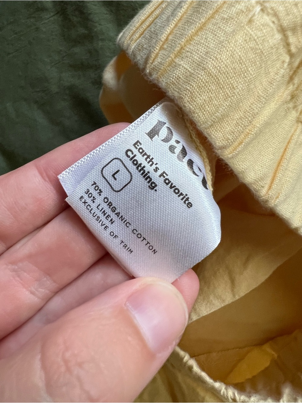 ‼️EUC: Pact Organic Women's Linen Blend The Harbour Tabbed Short - L - Picture 8 of 9